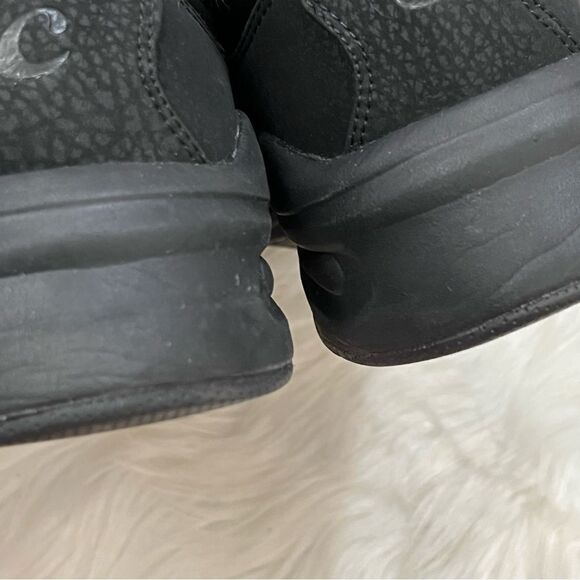 Clove Core Classic All Black Option M/7.5 W/9 - Picture 6 of 9